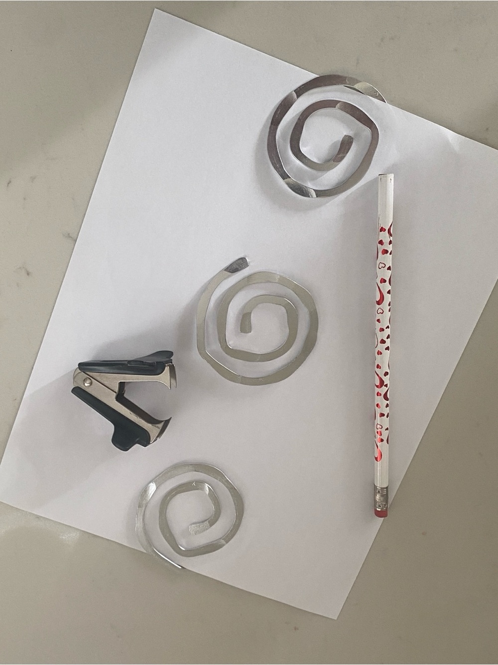 Silver Spiral Metal Clips - Picture 5 of 5